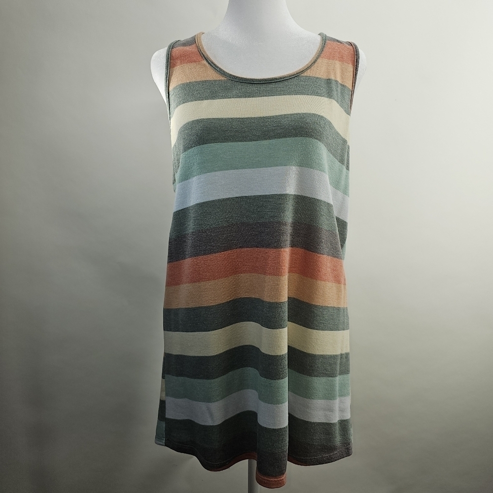Lovely Souls size medium multi color tank top